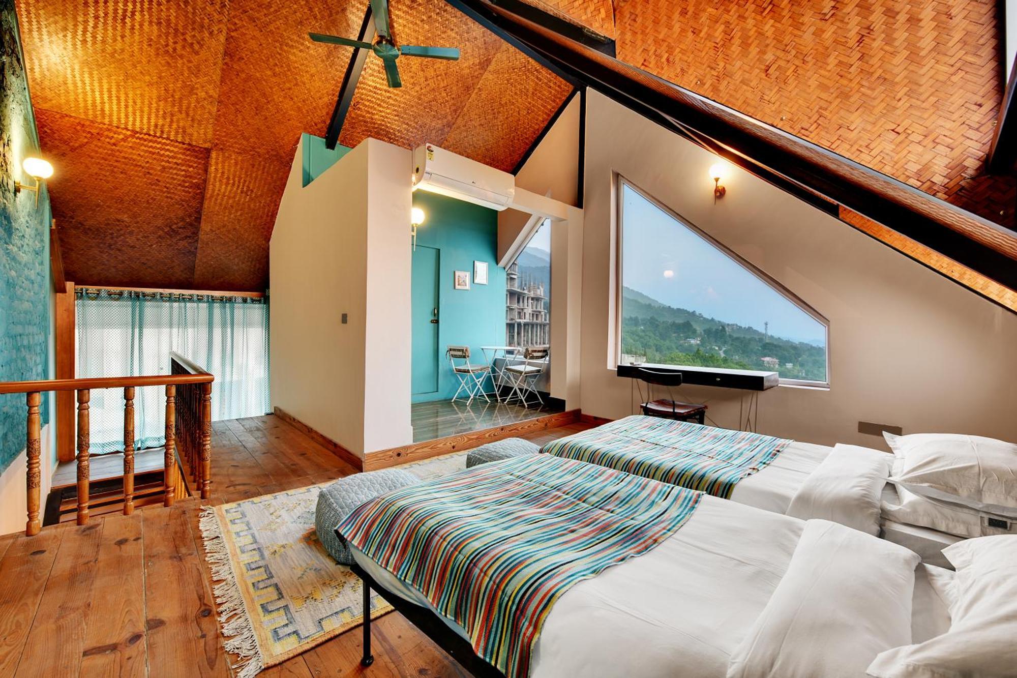 Tiaraa Jujurana Resort & Spa Дармсала Екстер'єр фото